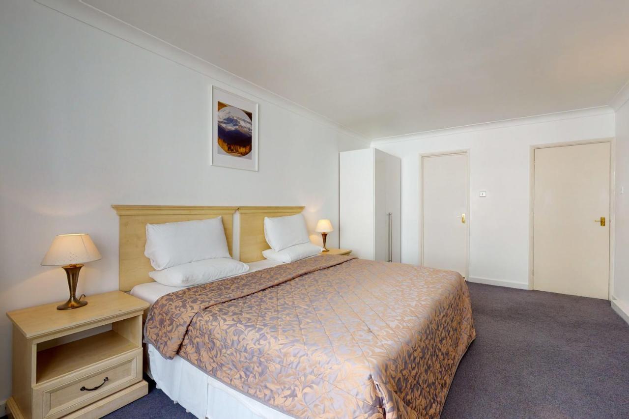 Hertford Court London Exterior photo