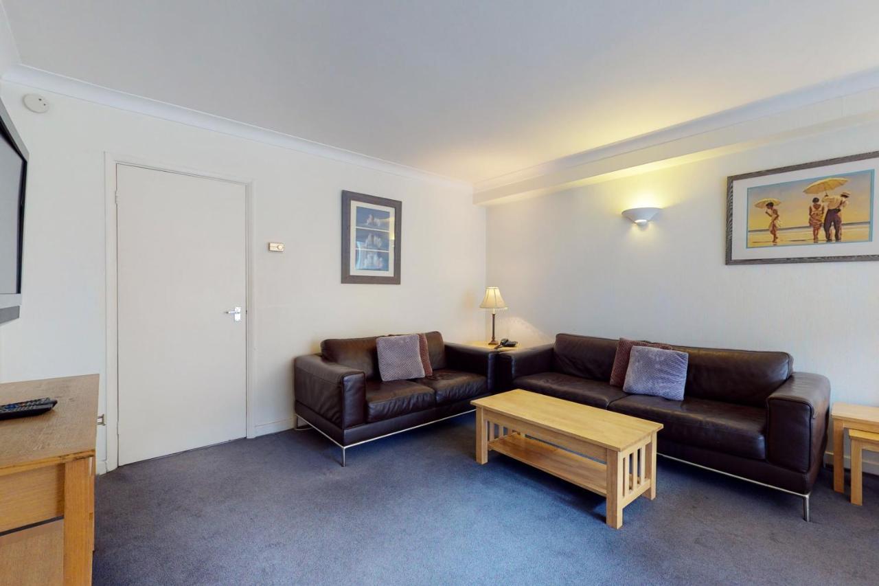 Hertford Court London Exterior photo